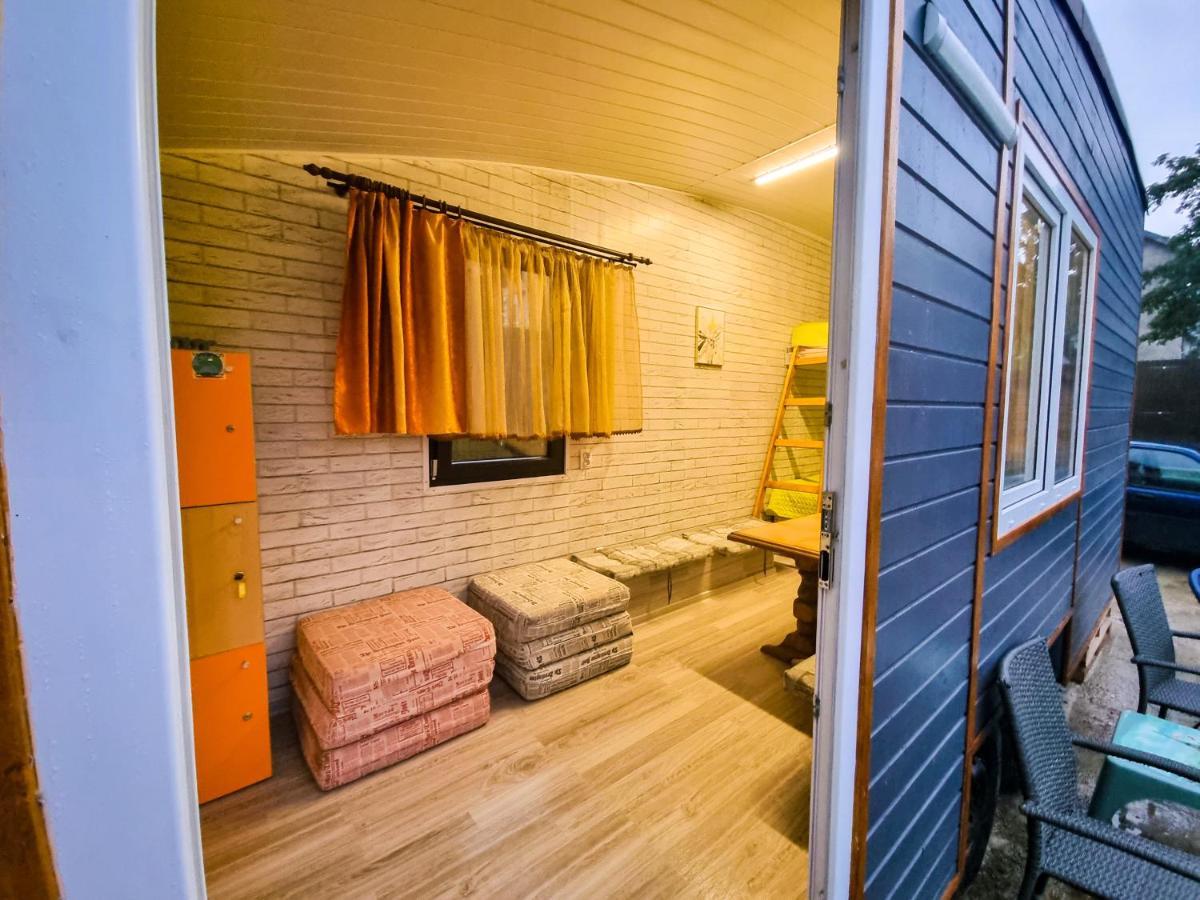 Tiny Houses In The Garden Câmpulung Moldovenesc Exterior foto